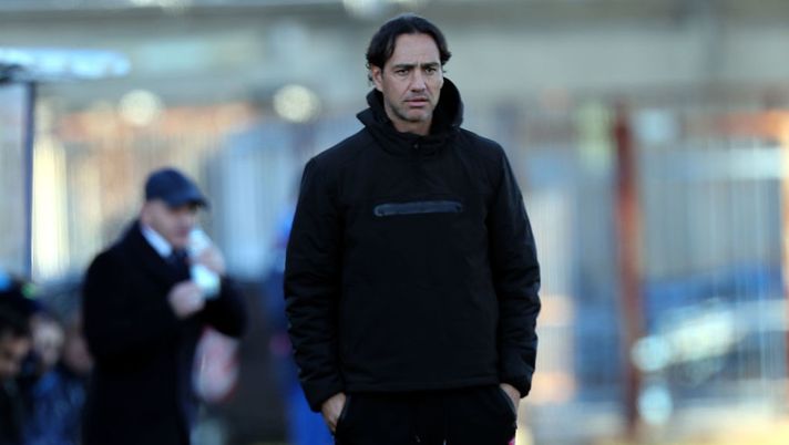 EMPOLI, ITALY - JANUARY 12: Alessandro Nesta manager of AC Perugia looks on during the friendly match between Empoli and Perugia on January 12, 2019 in Empoli, Italy. (Photo by Gabriele Maltinti/Getty Images) Monza, Nesta sul VAR: “Chi viene toccato si arrabbia, necessario un cambiamento” - immagine 1