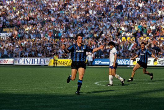 Campionato Serie A - Stagione 1988-1989 - Inter-Napoli 2-1 - 28 maggio '89 - Lothar Matthäus esulta. Inter Scudetto '88-'89