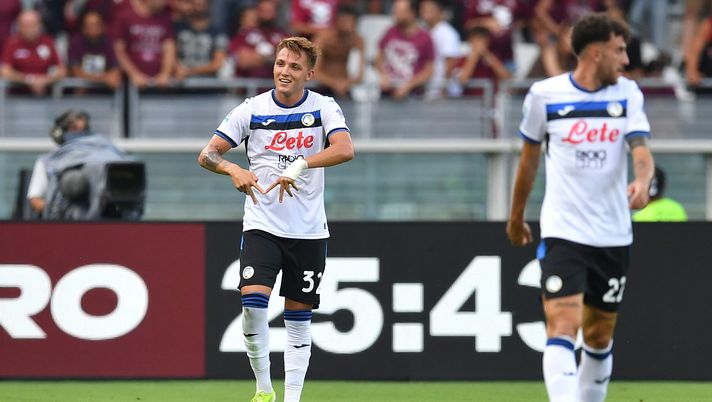 TURIN, ITALY - AUGUST 25: Mateo Retegui of Atalanta celebrates the opening goal during the Serie A match between Torino and Atalanta at Stadio Olimpico di Torino on August 25, 2024 in Turin, Italy. (Photo by Valerio Pennicino/Getty Images) Torino-Atalanta 2-1, Retegui: “Granata in casa troppo forti, ma meritavamo noi” - immagine 1