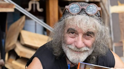 Mauro Corona torna a parlare di ADL: “Non capisco perché se la prende con me”