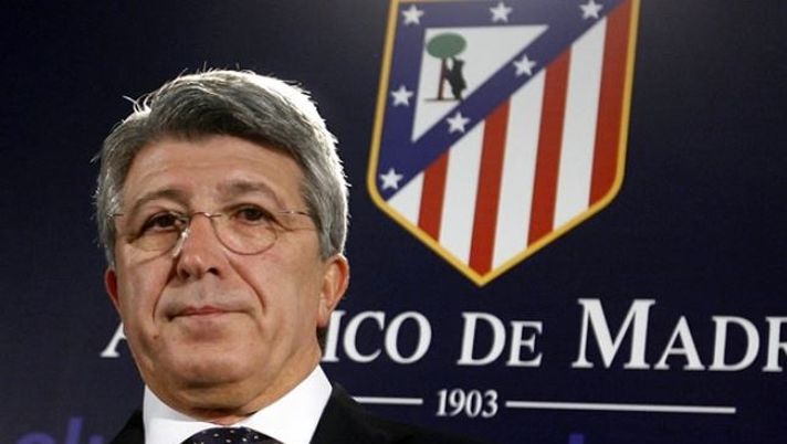 Atletico Madrid Milik, Cerezo