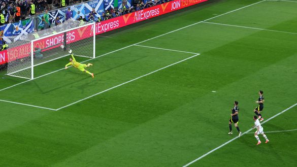 Svizzera, Shaqiri: “L’eurogol contro la Scozia? Il portiere era fuori dai pali e così…”- immagine 3