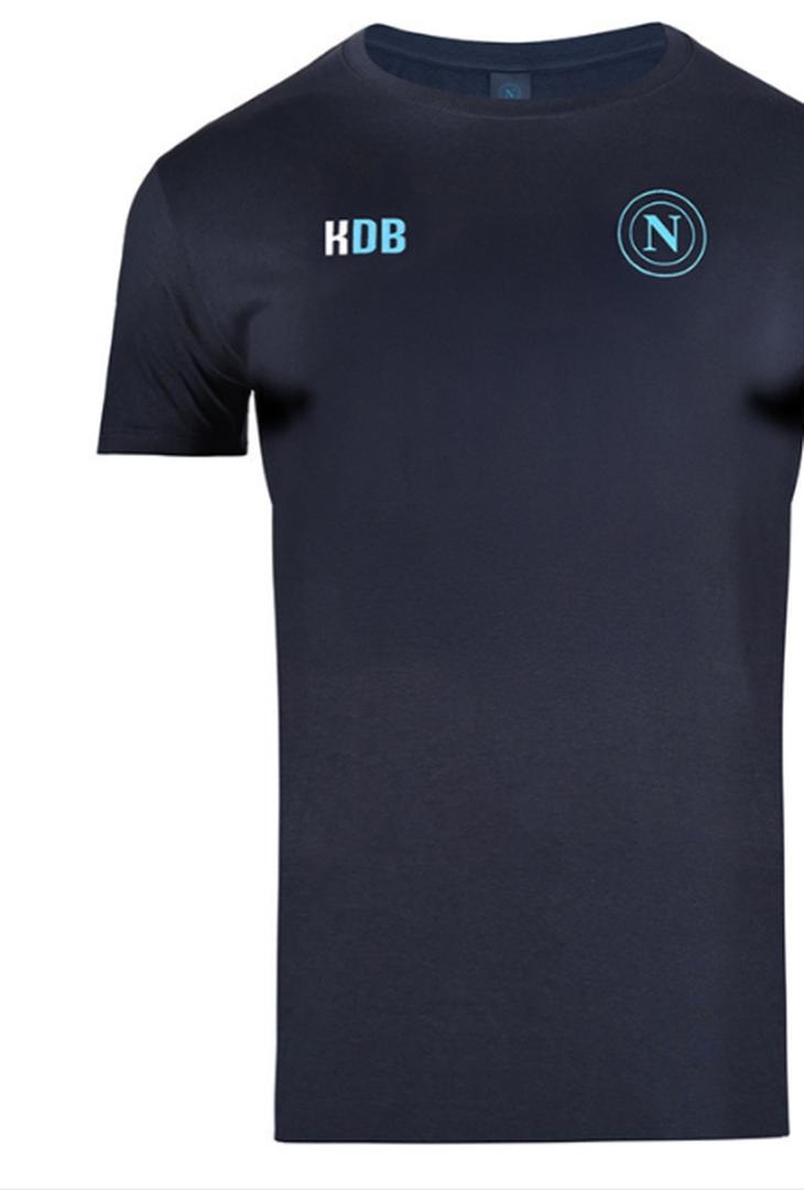 Il Napoli celebra De Bruyne con una nuova maglia ufficiale –  LE FOTOGALLERY - immagine 2