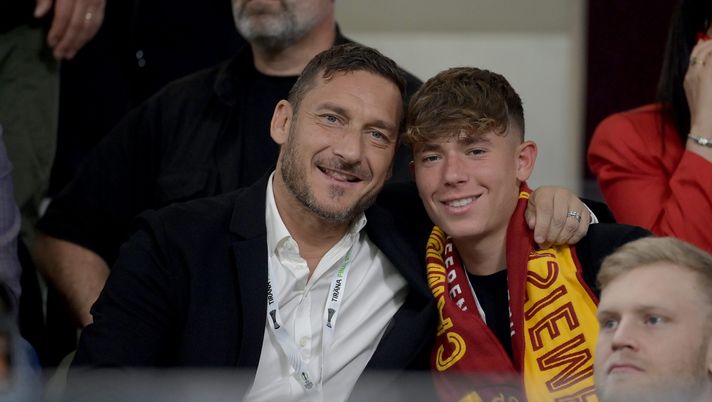 Totti alimenta i sogni romanisti: “L’anno prossimo? Potrei esserci” - immagine 1