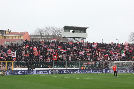 I Milan Club, la Curva e l'intero Settore ospiti oggi a Cremona milan-club-dalle-marche-e-dagli-abruzzi-oggi-a-cremona-il-centro-italia-rossonero