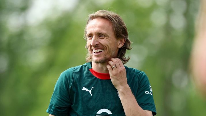 Milan, impara da Modrić: operato al viso, non pensa al Mondiale, ma spinge per tornare