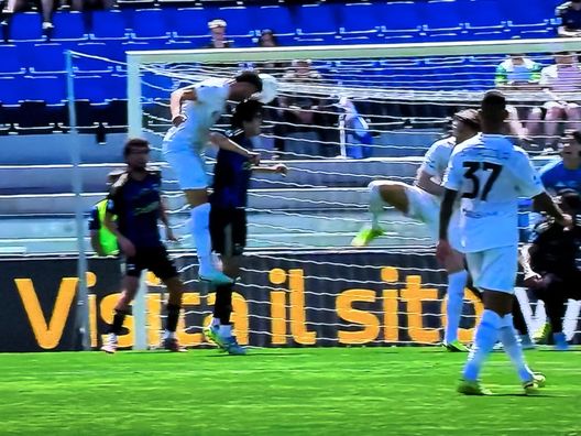 LIVE Pisa-Napoli 0-2: Leris di testa non inquadra la porta - immagine 3