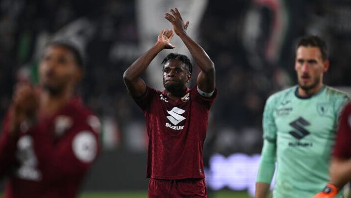 TURIN, ITALY - NOVEMBER 08: Duvan Zapata of Torino FC reacts at the end of the Serie A match between Juventus FC and Torino FC at on November 08, 2025 in Turin, Italy. (Photo by Getty Images/Getty Images) Lecce-Torino, formazioni ufficiali: da Stulic a Zapata, Adams, Coco, Sottil e Ngonge, tutte le decisioni - immagine 1
