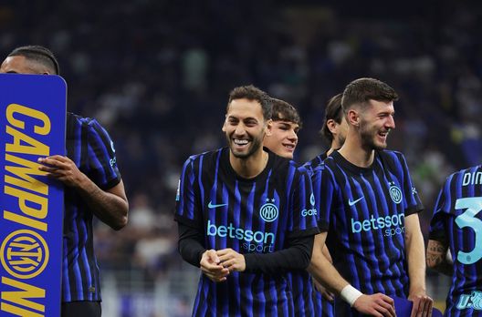 Sky svela: “Chivu e quella frase detta a Lautaro e Calhanoglu: così li ha fatti chiarire”- immagine 4