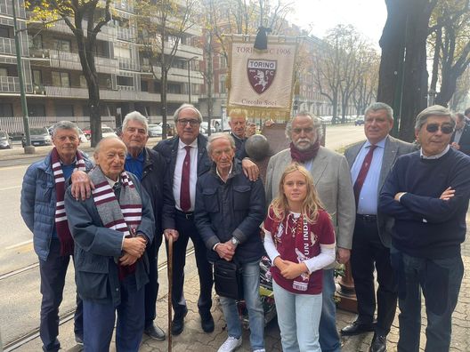 Torino, il ricordo di Meroni: una cinquantina di tifosi presenti- immagine 2