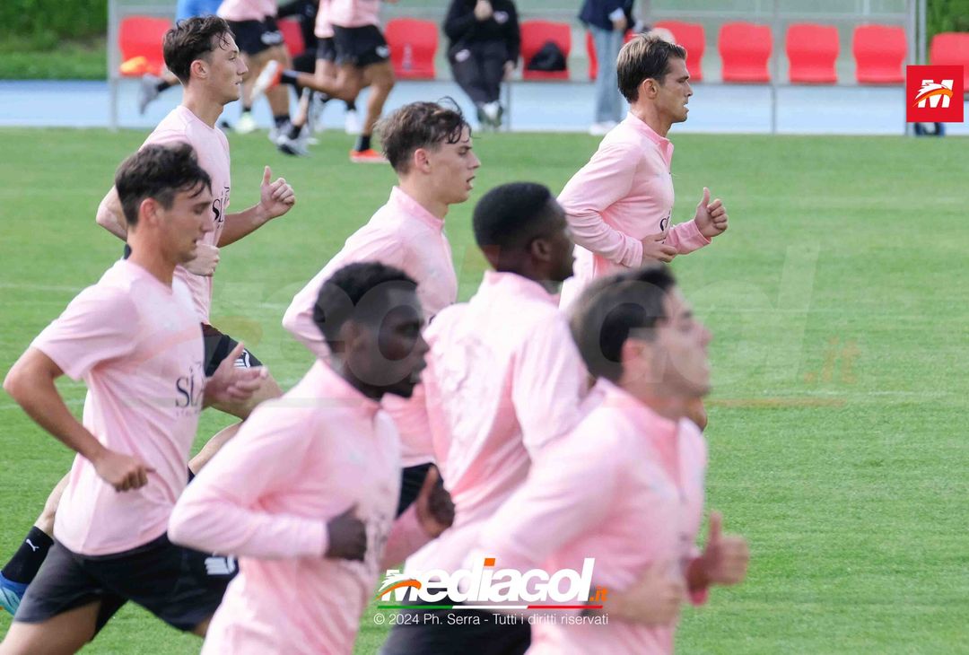 FOTO Ritiro Palermo, seduta mattutina ad Aquagranda (GALLERY) - immagine 26