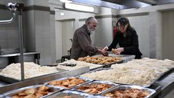 Il Palermo ha deciso di donare gli oltre 600 pasti già pronti per il catering alla Missione Speranza e Carità