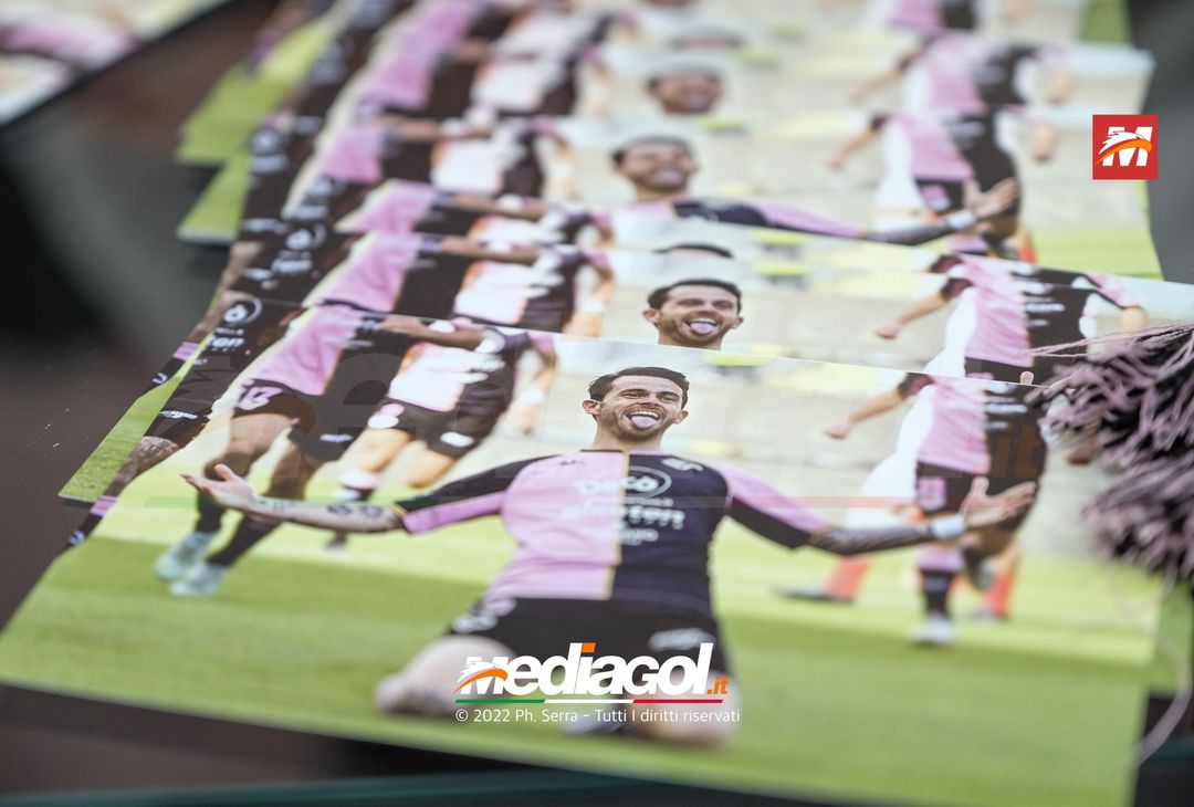 FOTO Palermo: Brunori e Soleri incontrano i tifosi allo Store Ufficiale. La gallery - immagine 15