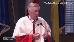 Ancelotti, laurea ad honorem: “Il calcio? Mai stato un lavoro” | VIDEO