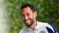 Calhanoglu: “Sono dell’Inter e voglio continuare qua! Ho parlato con Lautaro, non c’è problema”