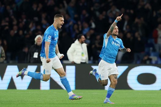 Non riesce la rimonta al Milan, il Napoli soffre e vince col batticuore: finisce 2-1 al Maradona- immagine 2