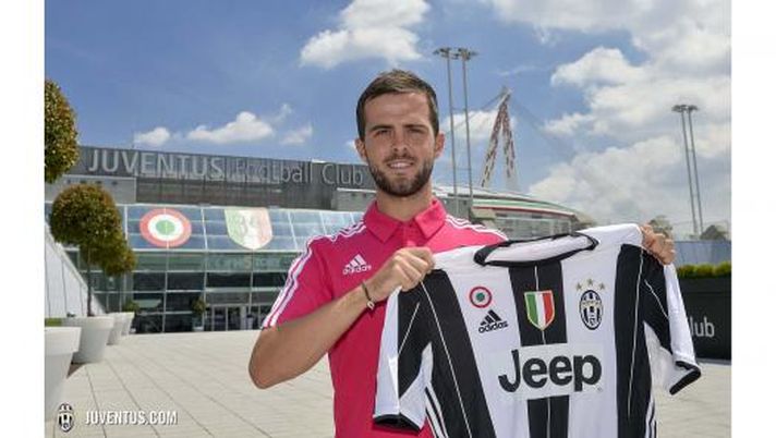 Pjanic su Vlahovic: “A Firenze grandi cose, ma la maglia della Juve pesa di più” - immagine 1