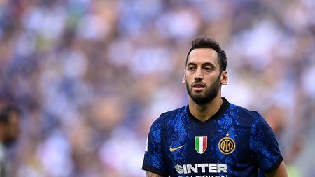 Hakan Calhanoglu Hakan Calhanoglu