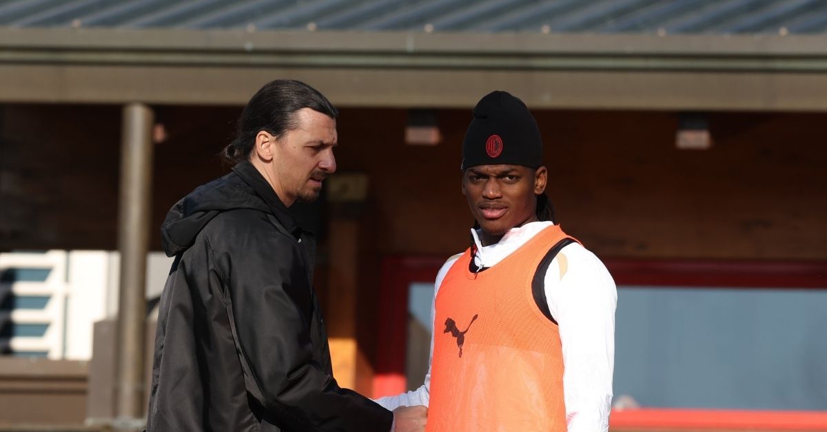 Ibrahimovic: “Leao è uno dei giocatori più forti al mondo. Ha vinto uno Scudetto da fenomeno”