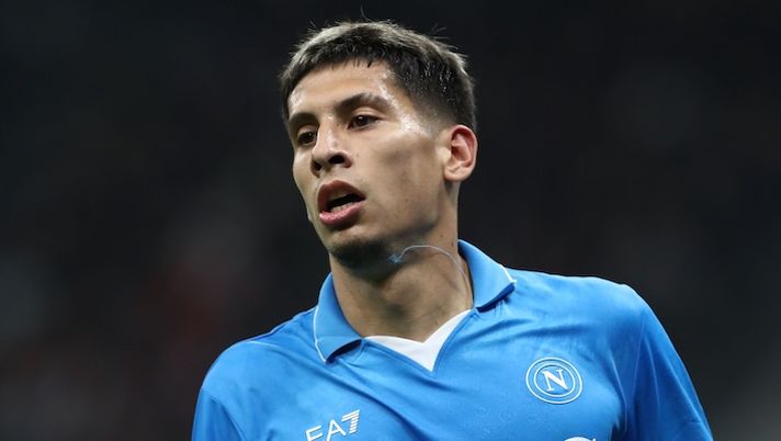 NEWS – Calhanoglu, Buongiorno, Olivera, Vlahovic, Balotelli, Cornet, Tchaouna, Ilic, Vojvoda: le novità- immagine 1