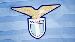 Lazio, presentate le nuove maglie 2025-26: Campidoglio fonte di ispirazione