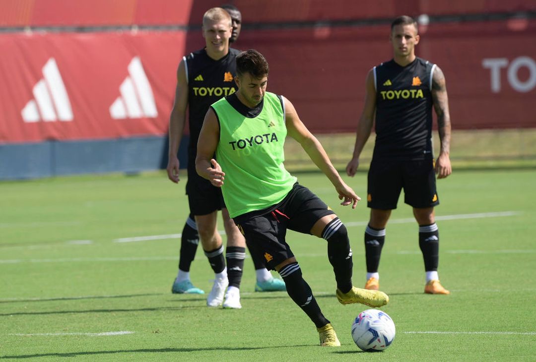 Roma, la squadra si allena a Trigoria. Presenti Paredes e Sanches – FOTO GALLERY - immagine 32