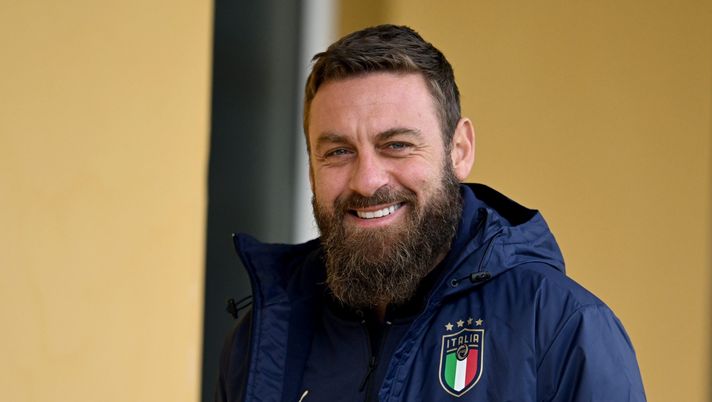 De Rossi: “I giovani sono il futuro, ma la mia ambizione è allenare i grandi” - immagine 1