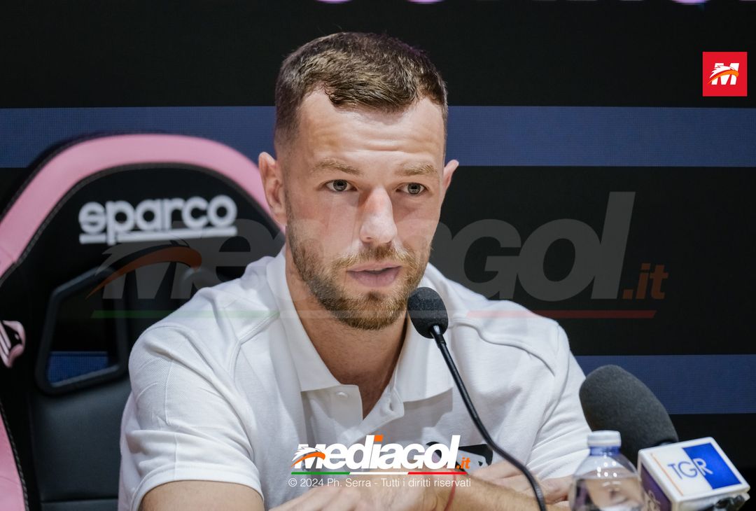 FOTO PALERMO, Jérémy Le Douaron presentato in conferenza stampa (Gallery) - immagine 4