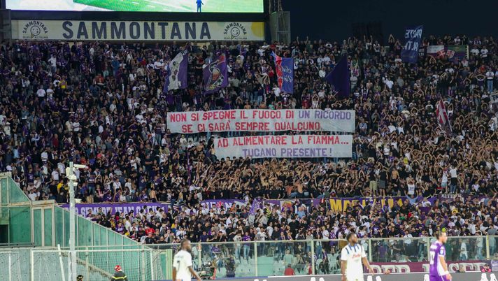 GERMOGLI PH: 22 MAGGIO 2026 FIRENZE STADIO ARTEMIO FRANCHI SERIE A FIORENTINA VS ATALANTA NELLA FOTO STRISCIONE Poesio: “Dopo 65 punti la Curva contestò di più. Vi ricordate con i Della Valle?” - immagine 1