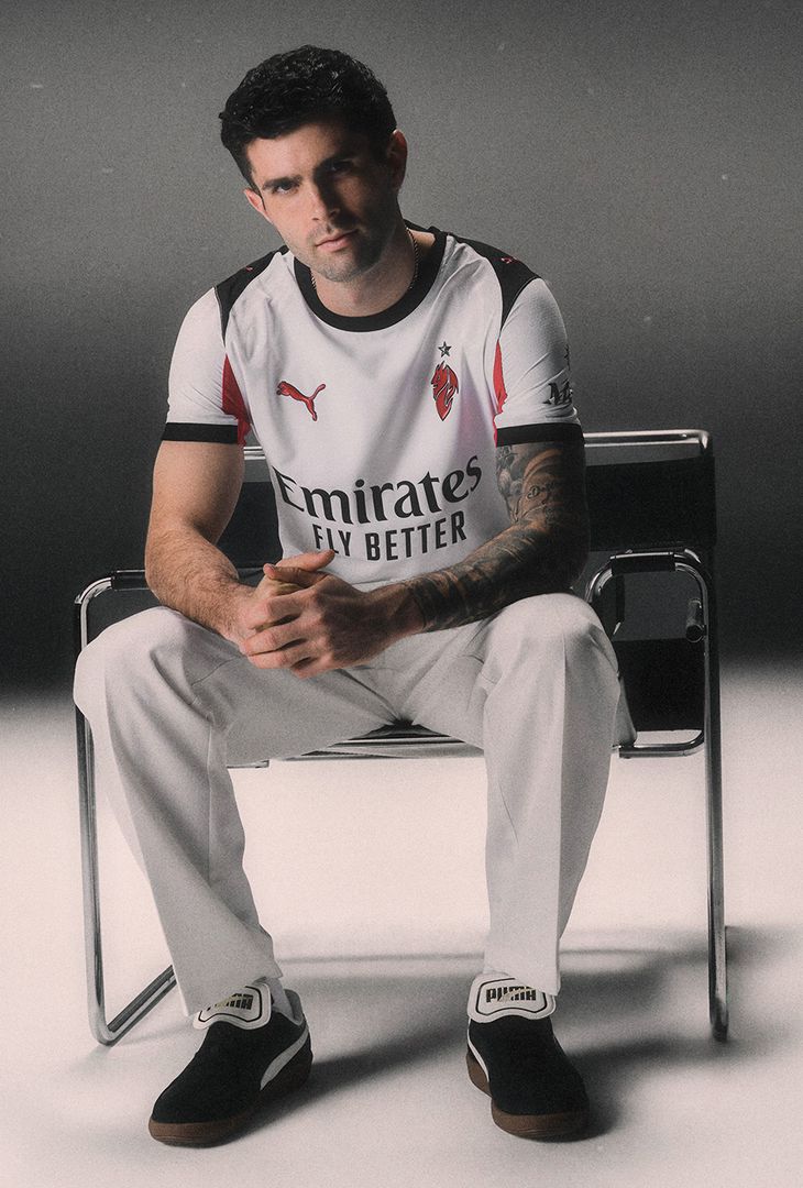Presentata la nuova seconda maglia ('Away Kit') del Milan per la stagione 2025-2026 | AC Milan News