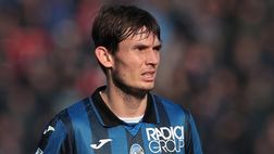 Atalanta, problemi per De Roon: cambio all’intervallo contro il Como, il motivo