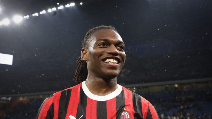 rafa-leao-fan-tifosi-messaggio-social-calciomercato-milan-evento-milano