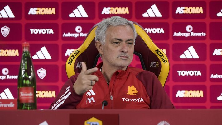 Getty Images L’Italia vince la Coppa Davis, Mourinho alla stampa: “Complimenti”. E scatta l’applauso - immagine 1