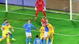 Napoli derubato al Maradona! Rigore regalato al Verona: la polemica arbitrale