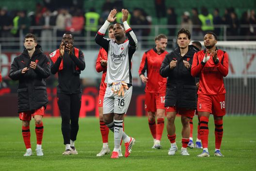 Milan-Torino, novità per le divise della squadra di Allegri: ecco l’immagine- immagine 2