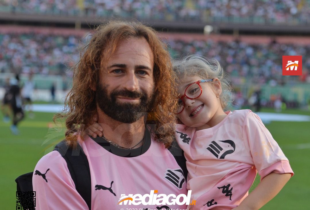 FOTOTIFO Palermo-Lecco, gli scatti ai tifosi al “Renzo Barbera” (GALLERY) - immagine 14