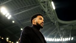 Il Natale di Douglas Luiz, manda 700 ceste di cibo nella favela
