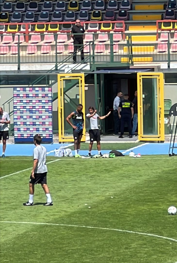 GALLERY Natan si allena a parte dopo la seduta: lezione supplementare per il centrale - immagine 4