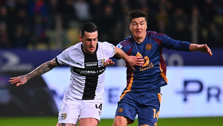 Getty Images Shomurodov scivola troppo e Ranieri scherza: “Ha la sciolina sotto le scarpe?” - immagine 1