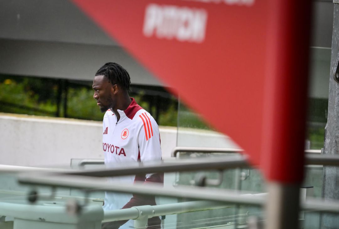 Ritiro Roma, Dovbyk scalda i motori: le indicazioni di De Rossi – FOTO GALLERY - immagine 52