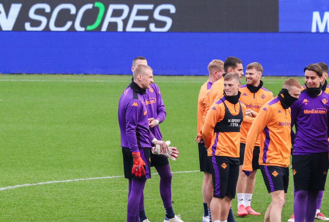 Gallery VN – Allenamento a porte aperte della Fiorentina, le immagini più belle - immagine 42