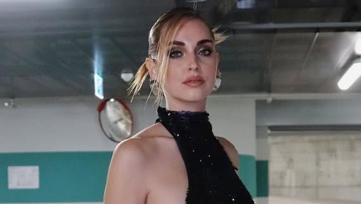 La foto postata da Chiara Ferragni sul suo profilo Instagram  Ma Chiara Ferragni è diventata tifosa dell’Inter? Altra foto con una maglia molto particolare - immagine 1