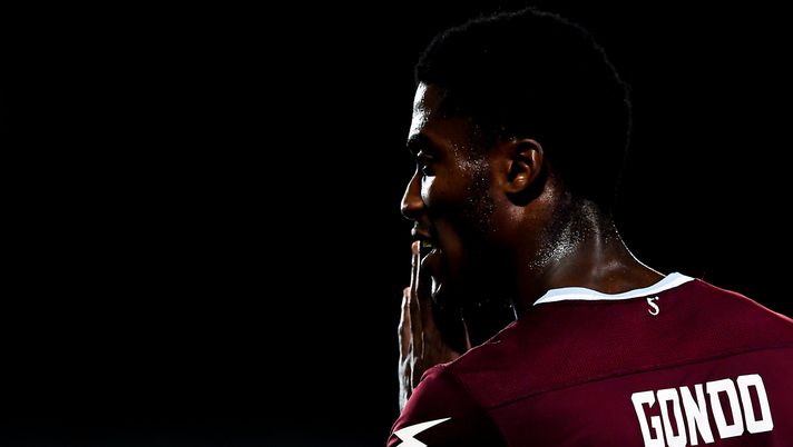 CHIAVARI, ITALY - JUNE 26: Cedric Gondo of Salernitana during the serie B match between Virtus Entella and US Salernitana on June 26, 2020 in Chiavari, Italy. (Photo by Paolo Rattini/Getty Images for Lega Serie B) Gondo ora alla Reggiana