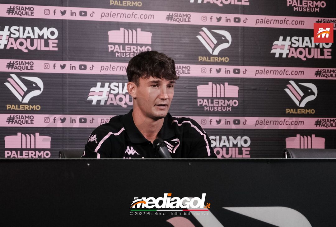 FOTO RITIRO PALERMO, la conferenza stampa di Samuele Damiani (Gallery) - immagine 14