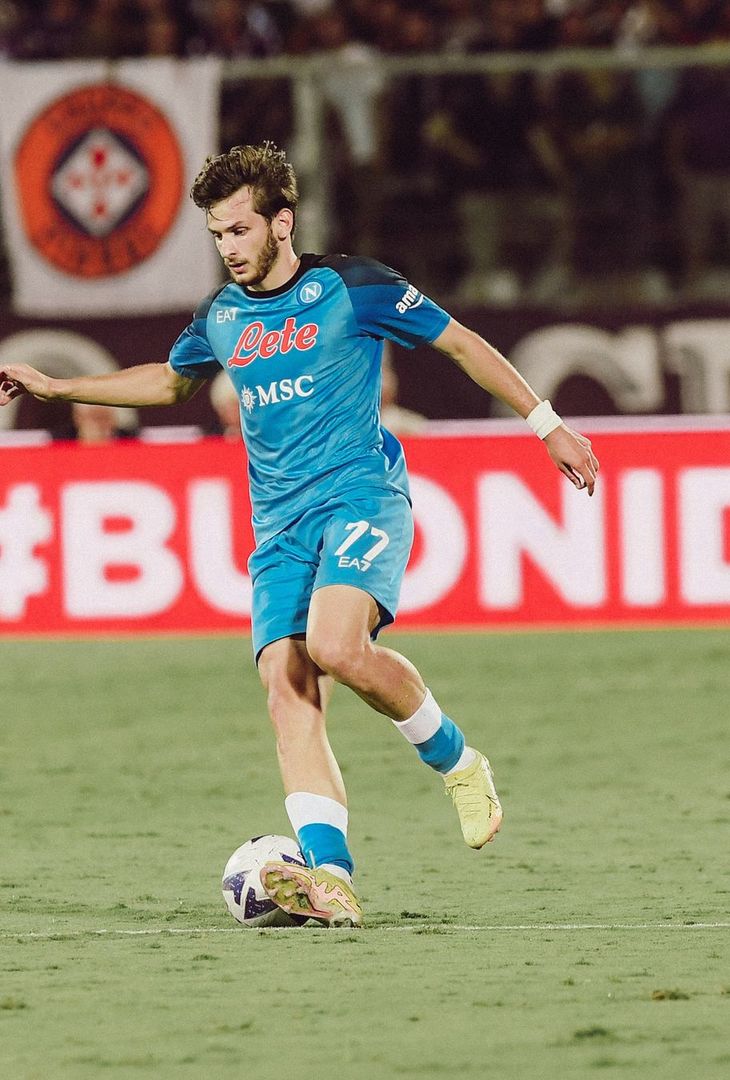 Il club azzurro ha pubblicato le istantanee più belle degli ultimi Fiorentina-Napoli disputati al Franchi