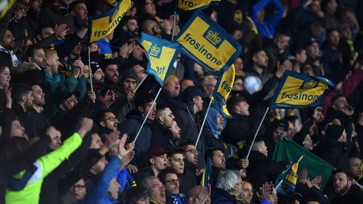 Daspo per due tifosi del Frosinone: avevano aggredito i supporter del Napoli - immagine 1