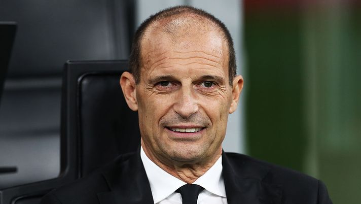 MILAN, ITALY - SEPTEMBER 28: Massimiliano Allegri, Head Coach of AC Milan during the Serie A match between AC Milan and SSC Napoli at Giuseppe Meazza Stadium on September 28, 2025 in Milan, Italy. (Photo by Marco Luzzani/Getty Images) massimiliano-allegri-milan-vetta-classifica-quarta-miglior-partenza-carriera-serie-a