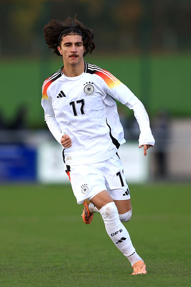 Il Milan su Adin Licina, qui impegnato in Gallles con la Under 19 tedesca (Photo by Jess Hornby/Getty Images) Un Milan per tutte le età: dal rinnovo di Modric al pressing sull'Under19 tedesco Licina