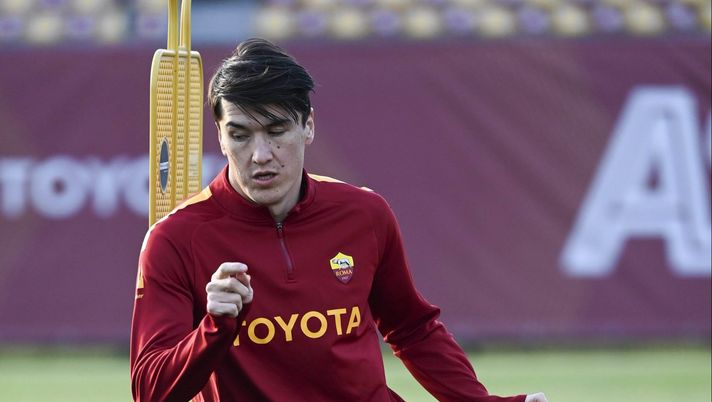 Calciomercato Roma, pressing del Cagliari su Shomurodov: accordo vicino - immagine 1