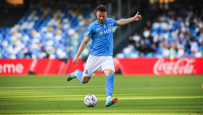 NAPLES, ITALY - MAY 11: Amir Rrahmani of Napoli during the Serie A TIM match between SSC Napoli and Bologna FC at Stadio Diego Armando Maradona on May 11, 2024 in Naples, Italy. (Photo by SSC NAPOLI/SSC NAPOLI via Getty Images) Odierna rivela: “Vi do una notizia sul futuro di Meret e Rrahmani” - immagine 1